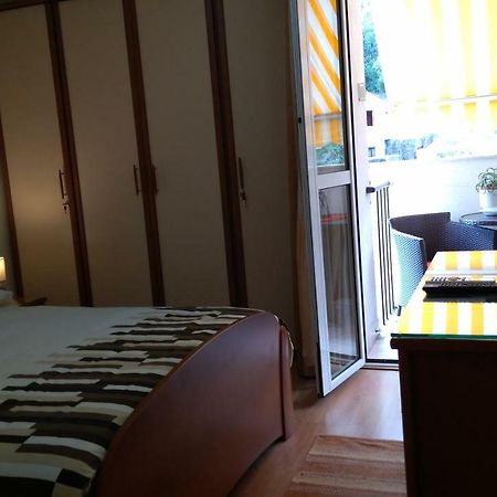Apartment Tatjana Βις Εξωτερικό φωτογραφία