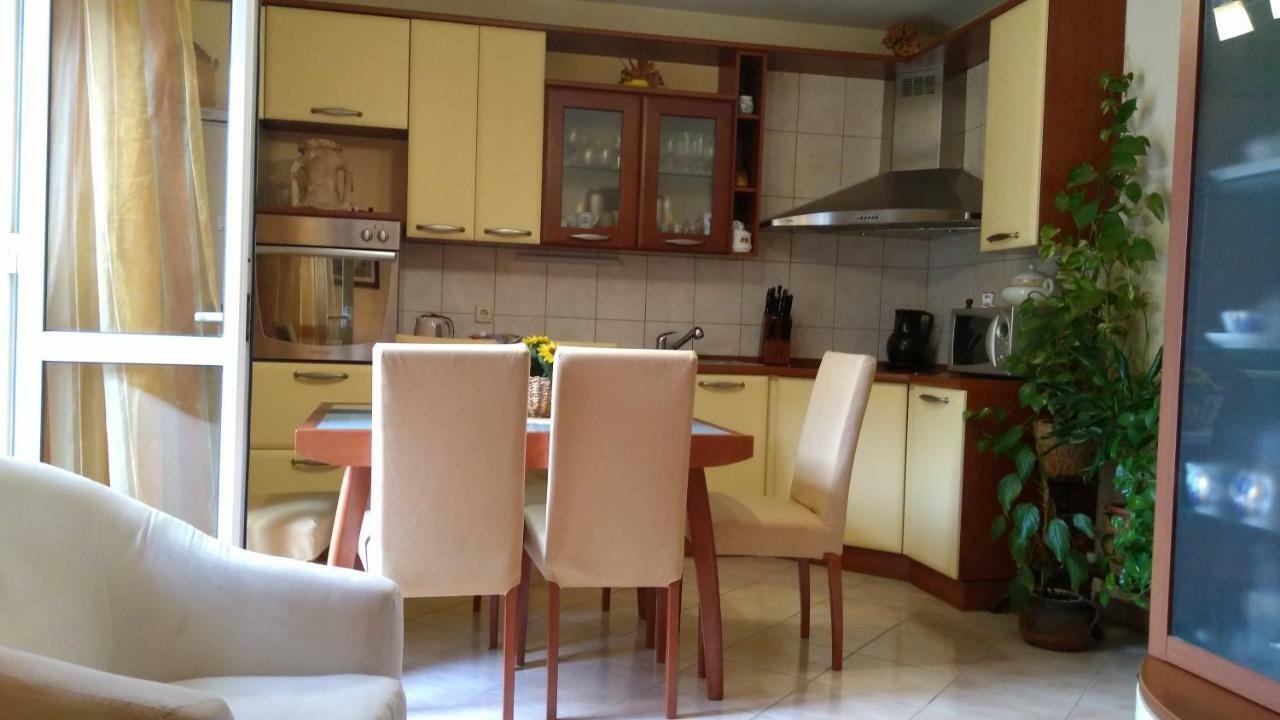 Apartment Tatjana Βις Εξωτερικό φωτογραφία